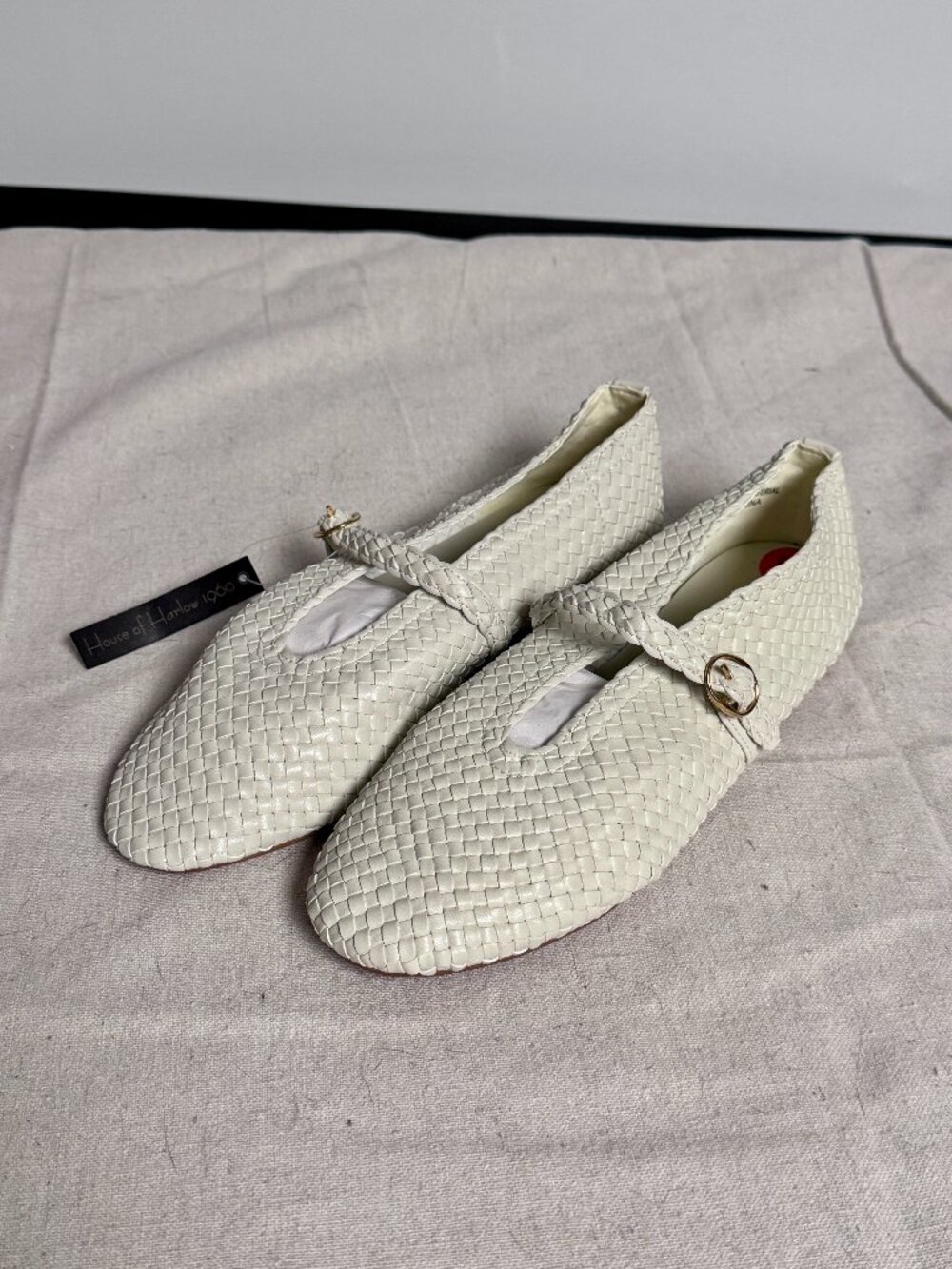 NWT 9.5 House of Harlow Cream Ivory Off White Woven Bistro Ballet Flats Shoes